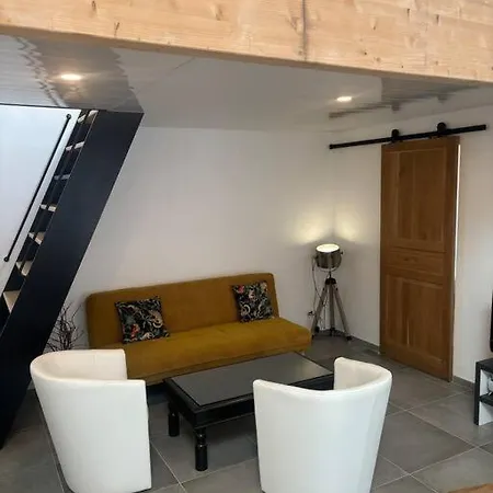 Loft #5 Angers Loire בית נופש Corné