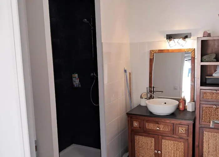 Loft #5 Angers Loire 度假居 *